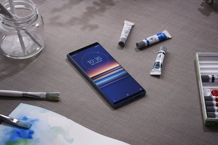 Das Xperia 5 hat einen 6,1 Zoll großen Bildschirm. (Bild: Sony)